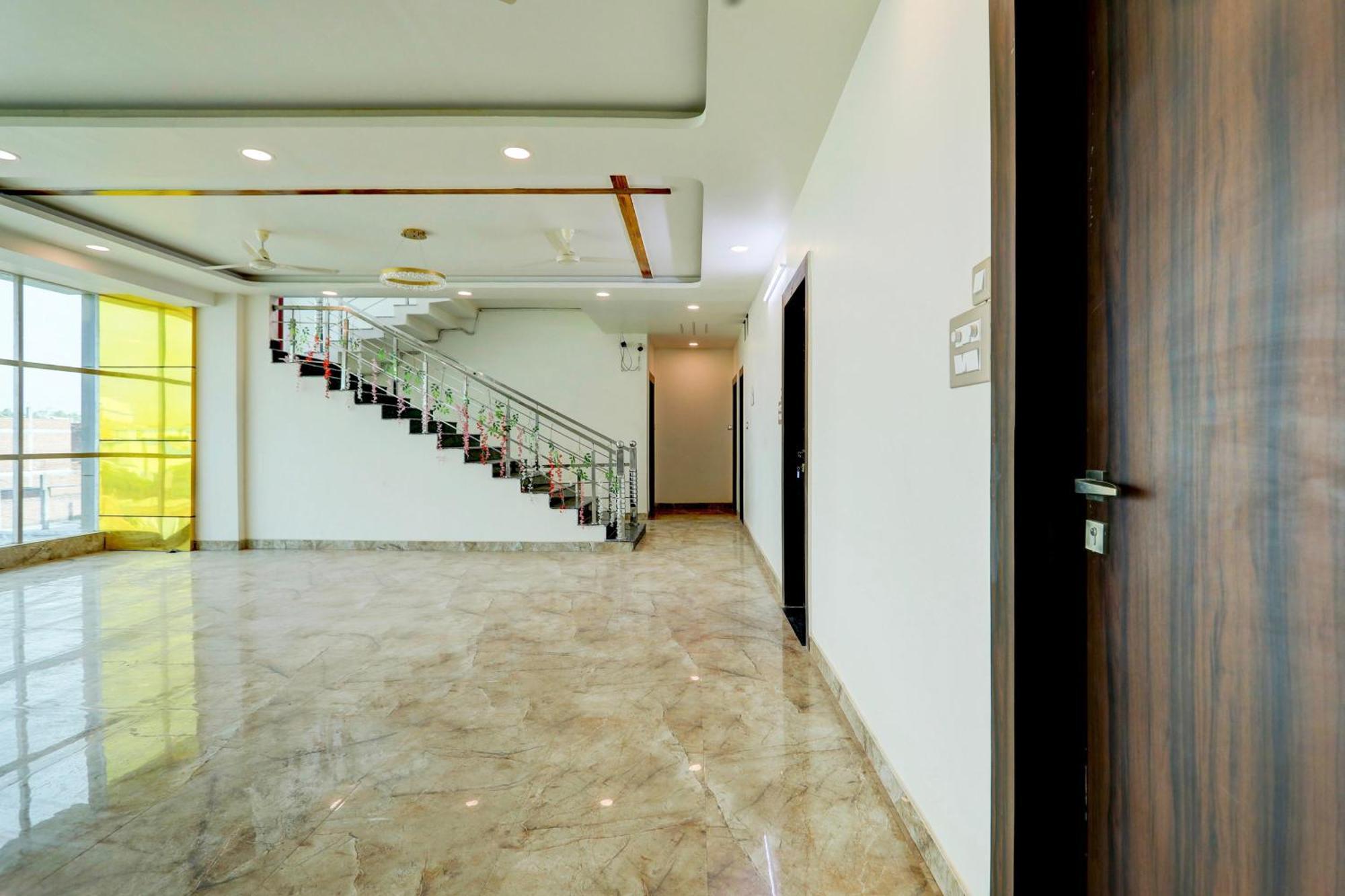 Hotel O Krishna Greens Kanpur Extérieur photo